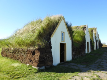 Turf houses in Iceland - a disappearing cultural heritage