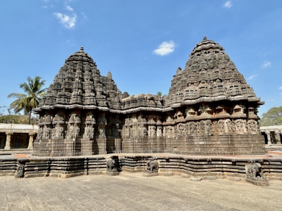 Sacred Ensembles of the Hoysala