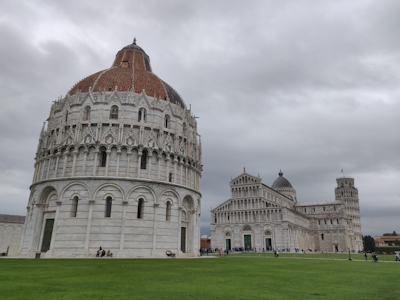 Piazza del Duomo (Pisa)
